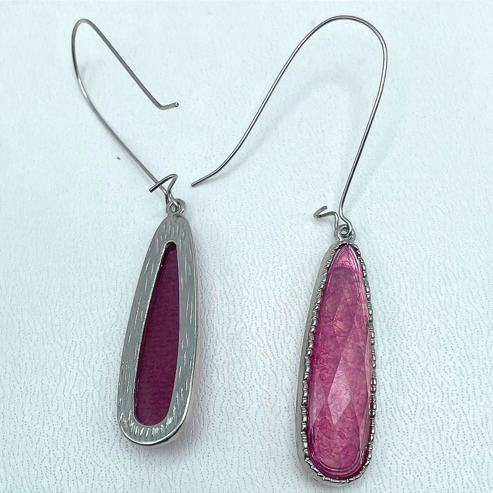 Vintage Y2K Pink Teardrop Plastic Dangle Earrings Silver Tone Boho Jewelry 90s